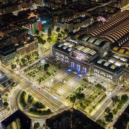 Appartamento - Stazione Centrale Милан Экстерьер фото