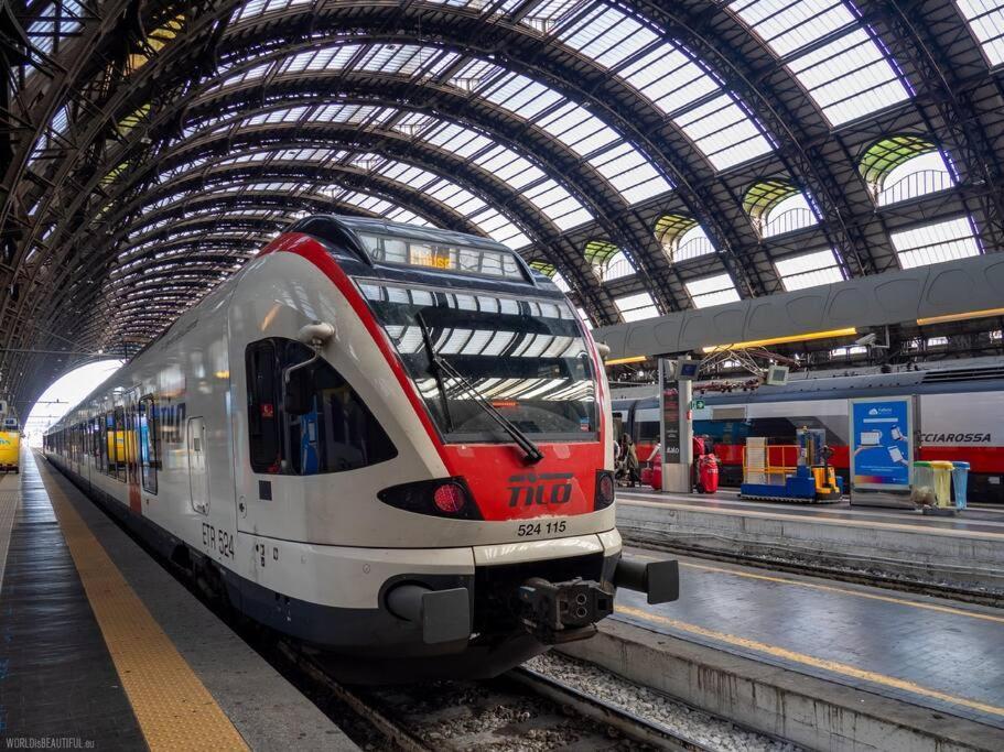 Appartamento - Stazione Centrale Милан Экстерьер фото